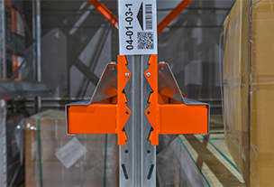 Безболтовые или болтовые крепления стеллажей: какие лучше?