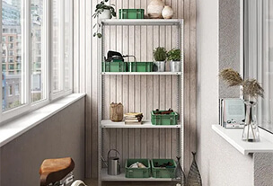 Металлические стеллажи для балкона: практично и стильно