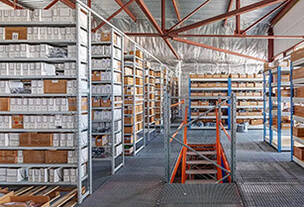 Стеллажи для архива и офиса: храним документы удобно и надежно