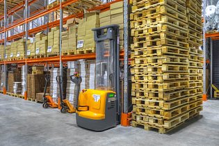 Новый проект с фронтальными стеллажами и техникой СМАРТЛИФТ (SMARTLIFT)